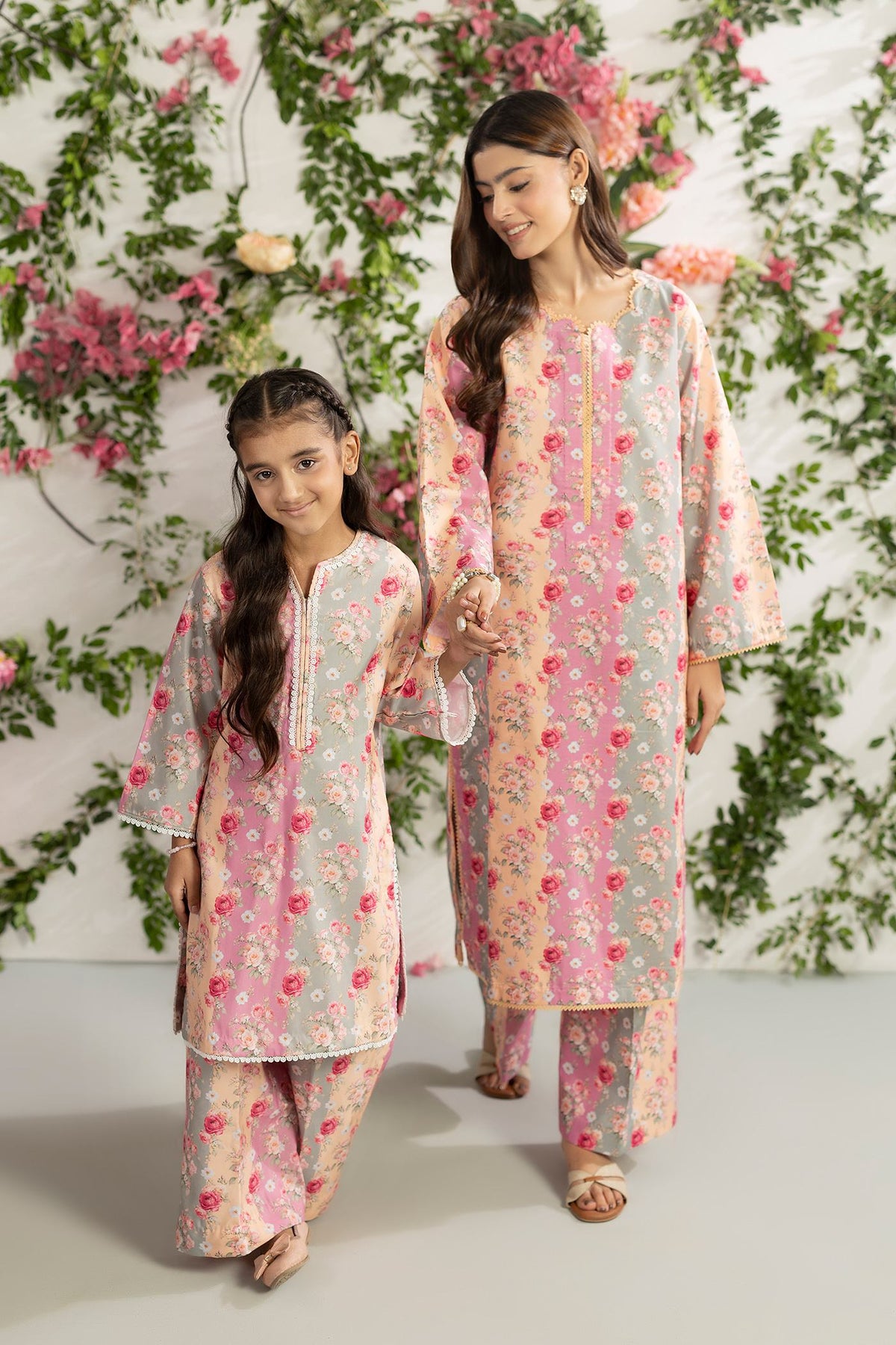 2 Piece Printed Mat-Satin